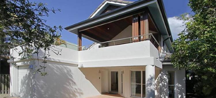 Clarkes Beach Villa - Steps to Beach & Byron Town图片