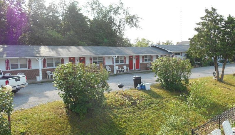 Balsam Lake Boutique Motel Hotel Reviews And Room Rates Transportation Attractions