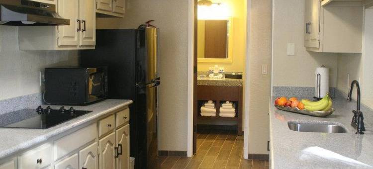 太平洋丛林镇贝斯特韦斯特套房酒店(Best Western the Inn  Suites Pacific Grove)图片