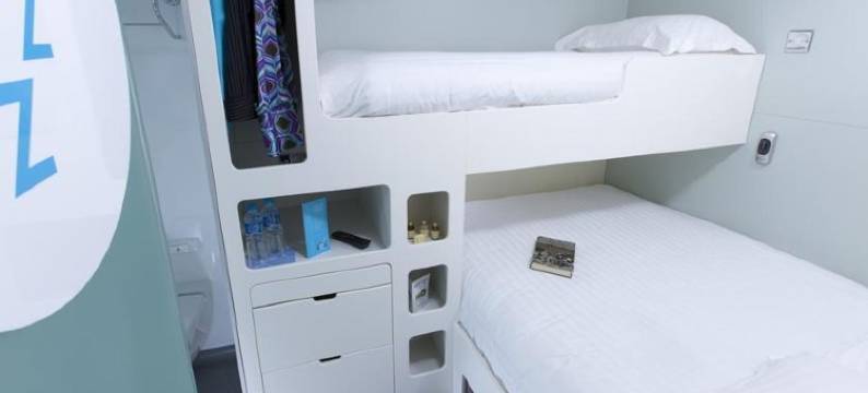 银石赛道酒店(Snoozebox Silverstone Hotel)图片