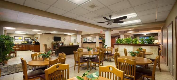 贝斯特韦斯特优质-劳德代尔堡好莱坞机场酒店(GLō Best Western  Ft. Lauderdale-Hollywood Airport Hotel)图片