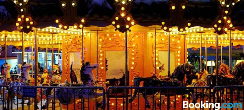 克拉萨斯海滩公寓(Krasas Beach Apts)图片