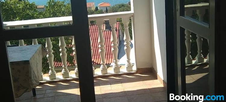 Apartments Veni up图片