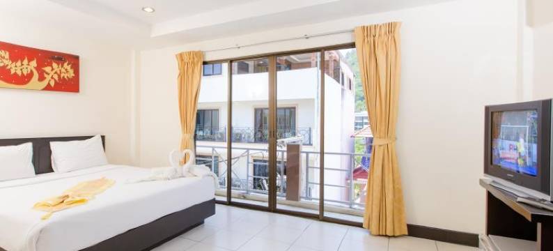 巴东涅盘酒店(Nirvana Inn Patong)图片