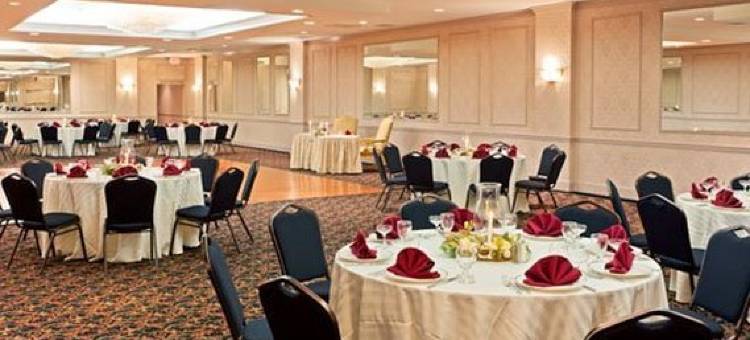 克拉丽奥酒店及会议中心(Clarion Hotel and Conference Center)图片