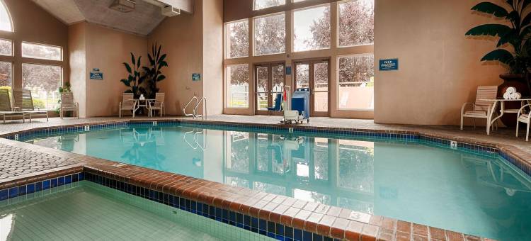 米尔克里克贝斯特韦斯特优质酒店(Best Western Plus Mill Creek Inn)图片