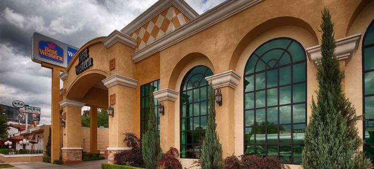 伍德兰希尔斯贝斯特韦斯特酒店(Best Western Woodland Hills Inn)图片