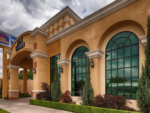 伍德兰希尔斯贝斯特韦斯特酒店