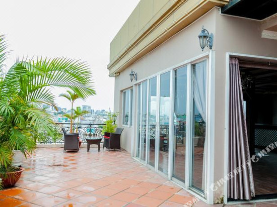 Hotels Near Saigon 56 Navitime Transit - 
