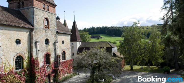 宫明兴维勒酒店(Schloss Münchenwiler)图片