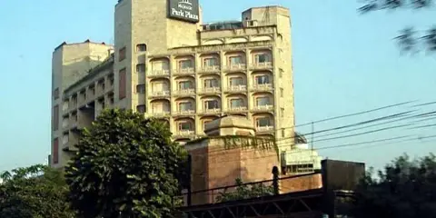 盧迪亞納麗亭酒店