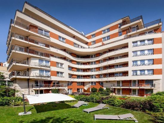 Hotels In District Viii Jozsefvaros Budapest Tripcom - 