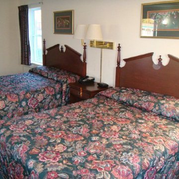 Sea Girt Lodge Over view