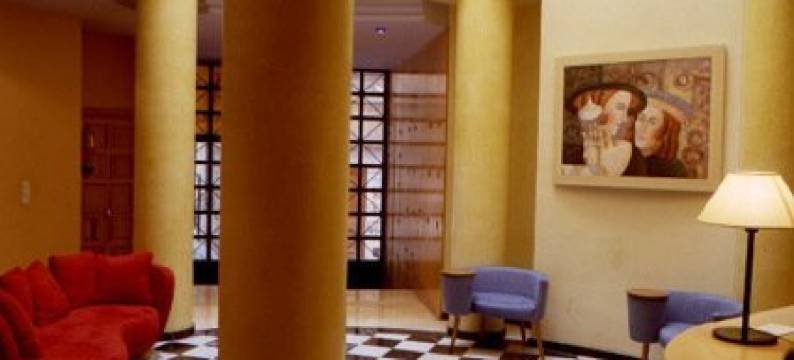 阿莱杭德拉之家公寓酒店(Los Girasoles II Hotel)图片