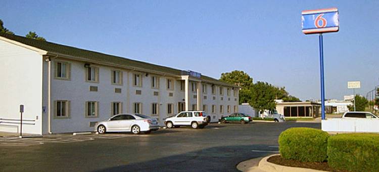 东威奇托6号汽车旅馆(Motel 6 Wichita, KS)图片