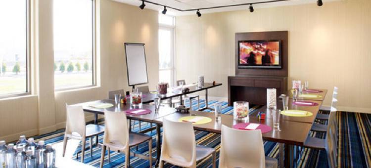 温彻斯特拉昆塔温德姆套房酒店(La Quinta Inn & Suites by Wyndham Winchester)图片