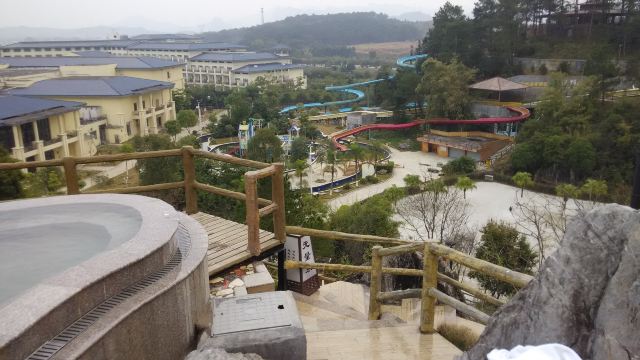 리궁(여궁) 윈야오구(운요곡) 온천