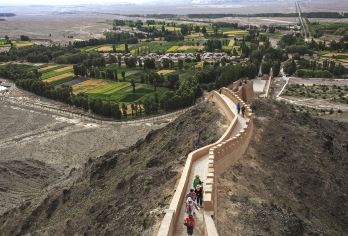 嘉峪关关城+悬壁长城+长城第一墩一日游【专享包车】【专车接送游玩更自在随心】