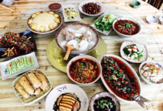 乡里乡亲土菜馆(香格里拉店)美食图片