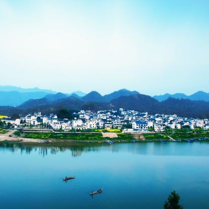 黄山风景区+婺源篁岭景区+宏村景区+新安江山水画廊+徽州古城5日4晚私家团