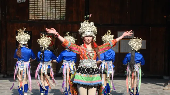 多耶古寨蛇王李