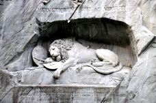 垂死狮子像-卢塞恩-尊敬的会员