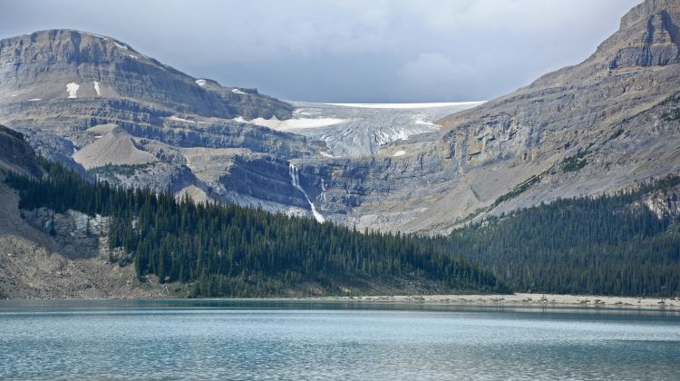 5-Day Summer Rockies Tour·2 National Parks, 5 Lakes & Columbia Icefield | Optional Banff Gondola | Airport Transfers Included