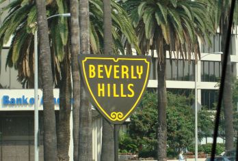 比佛利山+格里菲斯天文台+圣莫尼卡海滩+好莱坞星光大道一日游【洛杉矶经典打卡一日游[中文司导+独立包车+行程可调]】