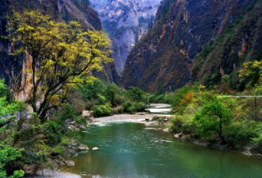 香格里拉+巴拉格宗【景区官方专线车+门票观光车+纯玩更放心】【[质量保证]管家式服务，全程用车无缝接送，保证精选当地老司机为您保驾护航，为您带来舒适的旅行体验！】