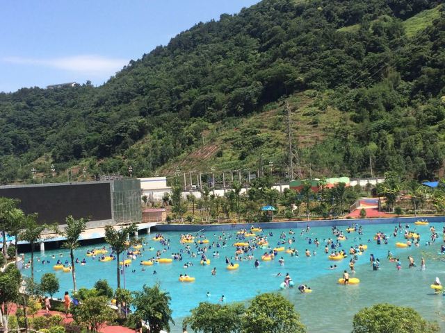 西部大峡谷四季水城