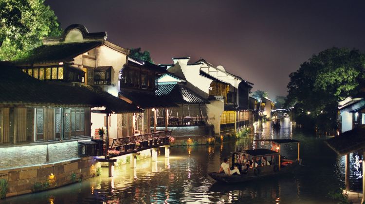 4-Day Hangzhou + Suzhou + Huzhou + Wuzhen + Zhouzhuang + Xitang VIP group of 9 adults with multiple experiences and Hanfu experience
