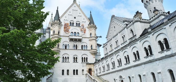 Neuschwanstein Castle Travel Guidebook Must Visit