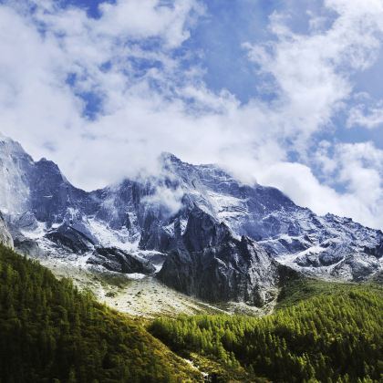 成都+四姑娘山+双桥沟+四姑娘山长坪沟景区4日3晚私家团