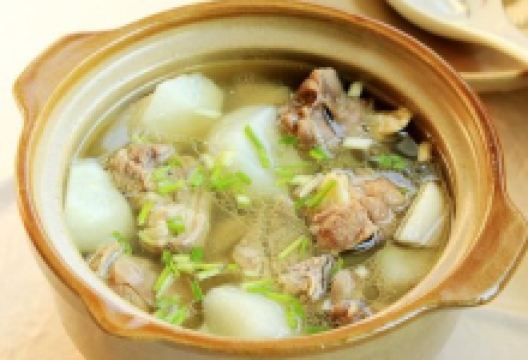 明升萝卜汤美食图片