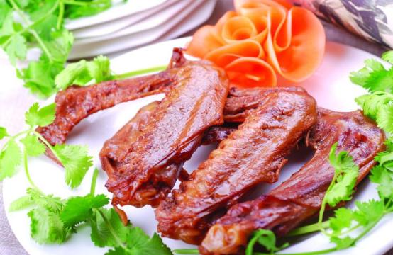 圣手熟食·老字号(宝塔店)餐厅图片