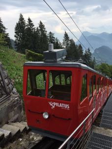 皮拉图斯山-阿尔卑纳赫-YoYo_4Y7Y2T3E