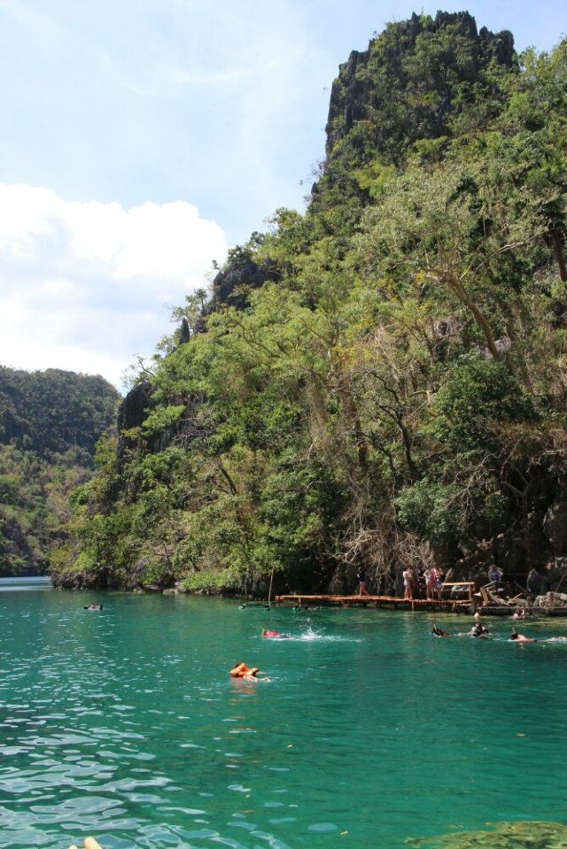 Kayangan Lake