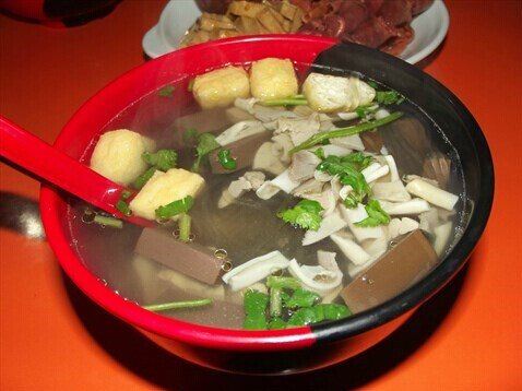 小马哥鸭脖鸭血粉丝(牡丹小区店)