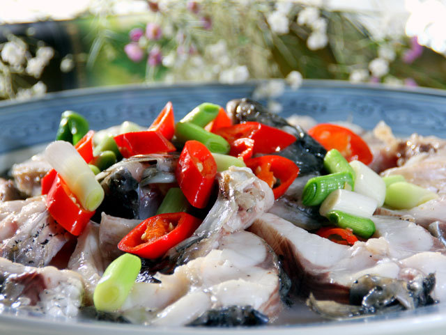 亚亚石锅鱼(小金口店)