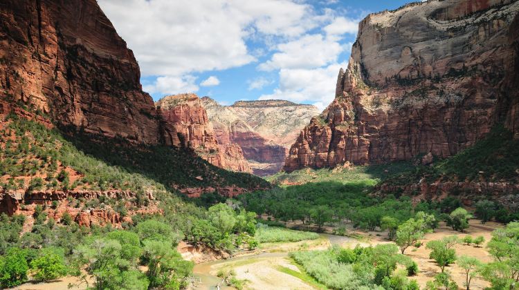 6-Day National Parks Tour from San Francisco · Zion, Bryce, Canyonlands, Arches, Grand Canyon National Park and Lower Antelope Canyon