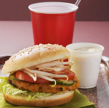 华莱士·全鸡汉堡(82泉港佳华店)