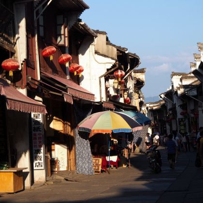 黄山风景区+宏村2日1晚跟团游
