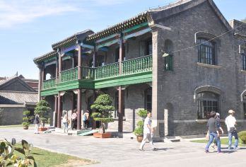 张学良旧居+赵一荻故居包团半日游【无购物，专业讲解】【[专业导游]专业导游多年讲解经验，懂历史，会聊天，拍的了美拍，的了短视频】