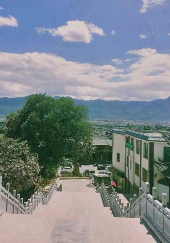 我们生活的地方叫:丽江