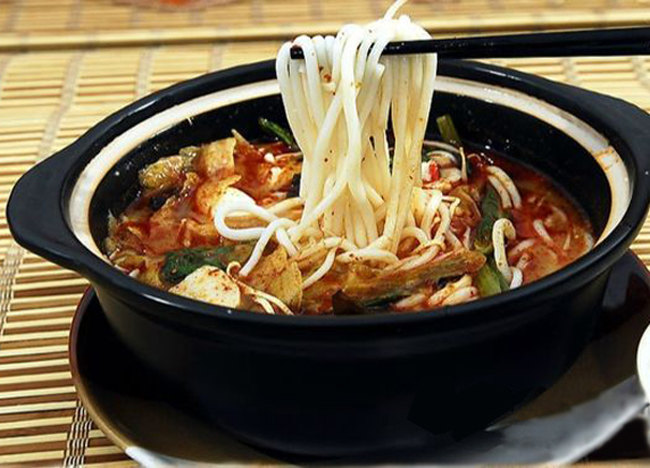 美国加州牛肉面大王(中共五常市城管局委员会西)餐厅图片