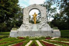 约翰施特劳斯雕像-维也纳-doris圈圈