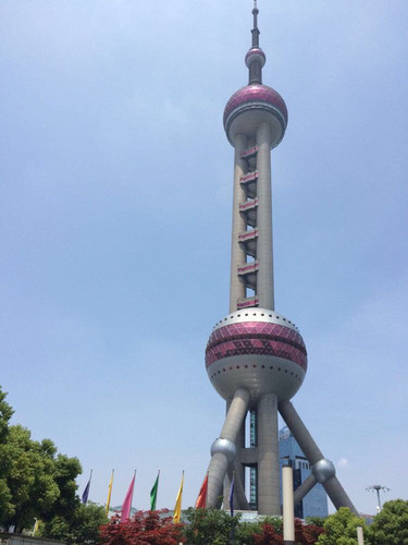 差点被否的上海地标：东方明珠设计方案靠什么逆天改命？