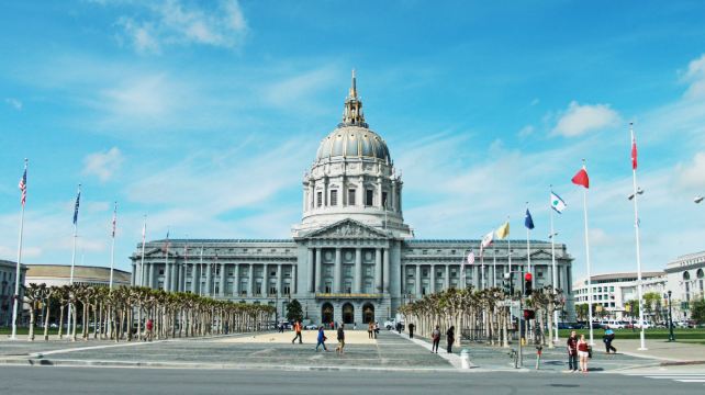 <4天>【2+1定製高端超大空間巴士 | 美西雙子星+國家公園】·洛杉磯接送機+舊金山市區遊：必打卡17裏海灣+優勝美地國家公園+金門大橋+藝術宮+九曲花街+漁人碼頭+可升級舊金山深度遊(市政廳&雙子峯)+酒店含早（指定團期&天數免費升級陸地頭等艙）