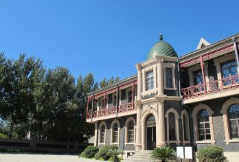 伪满皇宫博物院+东北沦陷史陈列馆【人工精讲解服务，门票自理】【[金牌导游]小包团，资深导游精讲解，伪满皇宫博物院&东北沦陷史陈列馆精讲！】