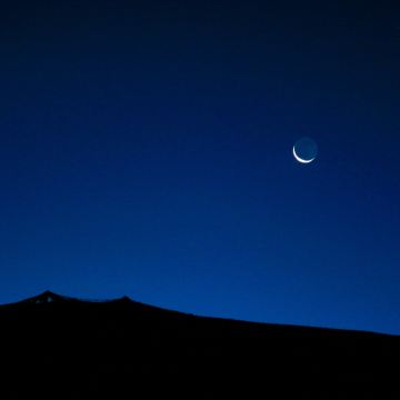 拉萨+林芝+大峡谷+日喀则+纳木措+羊卓雍措9日8晚跟团游